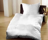 Bílé hotelové povlečení